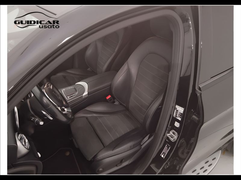 GuidiCar - Mercedes GLC 2022 GLC Coupe 300 de plug in hybrid (de eq-power) Premium 4matic auto Usato
