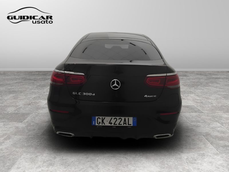 GuidiCar - Mercedes GLC 2022 GLC Coupe 300 de plug in hybrid (de eq-power) Premium 4matic auto Usato