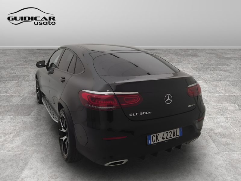 GuidiCar - Mercedes GLC 2022 GLC Coupe 300 de plug in hybrid (de eq-power) Premium 4matic auto Usato