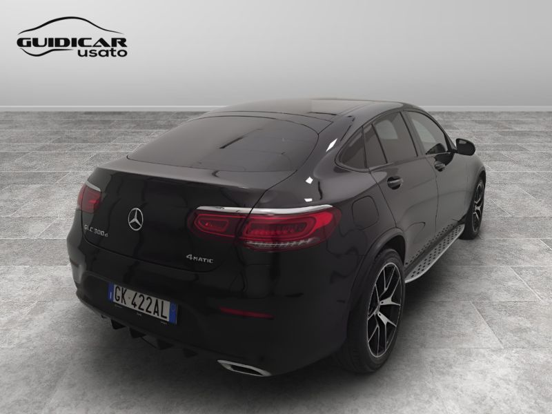 GuidiCar - Mercedes GLC 2022 GLC Coupe 300 de plug in hybrid (de eq-power) Premium 4matic auto Usato