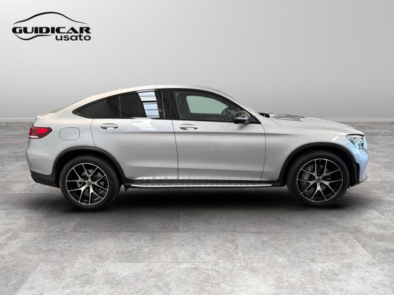 GuidiCar - Mercedes GLC 2022 GLC Coupe 300 de plug in hybrid (de eq-power) Premium 4matic auto Usato