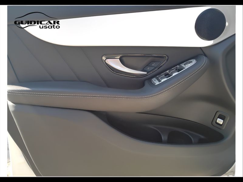 GuidiCar - Mercedes GLC 2022 GLC 220 d Premium 4matic auto Usato
