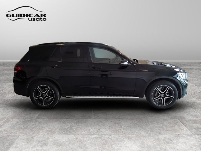 GuidiCar - Mercedes GLC 2022 GLC 300 de plug-in hybrid (de eq-power) Premium 4matic auto Usato