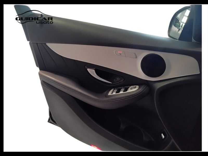 GuidiCar - Mercedes GLC 2022 GLC 300 de plug-in hybrid (de eq-power) Premium 4matic auto Usato