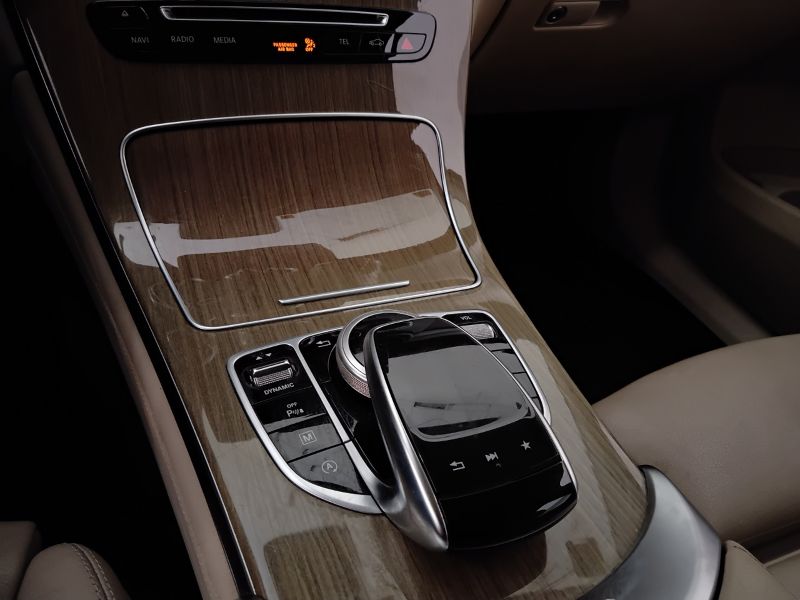 GuidiCar - Mercedes GLC 2018 GLC 220 d Executive 4matic auto Usato