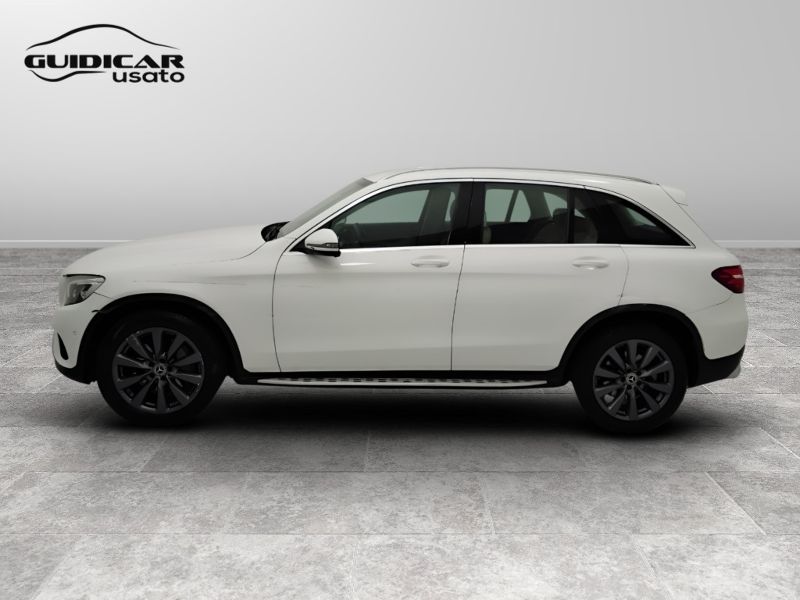 GuidiCar - Mercedes GLC 2018 GLC 220 d Executive 4matic auto Usato