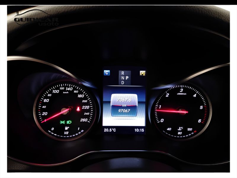 GuidiCar - Mercedes GLC 2018 GLC 220 d Premium 4matic auto Usato
