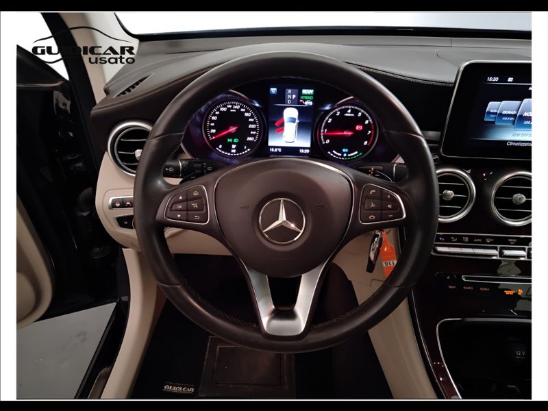 GuidiCar - Mercedes GLC 2018 GLC 350e Premium 4matic auto Usato