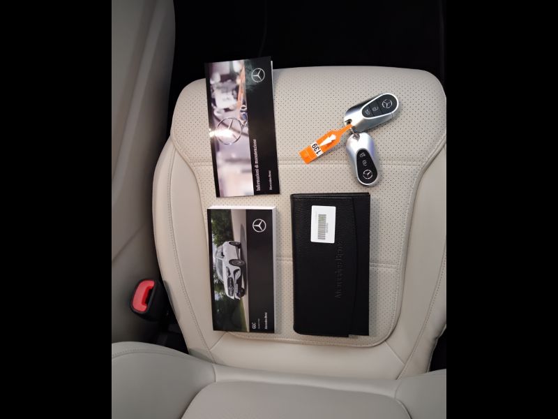 GuidiCar - Mercedes GLC 2023 GLC 220d mhev Advanced Plus 4matic auto Usato