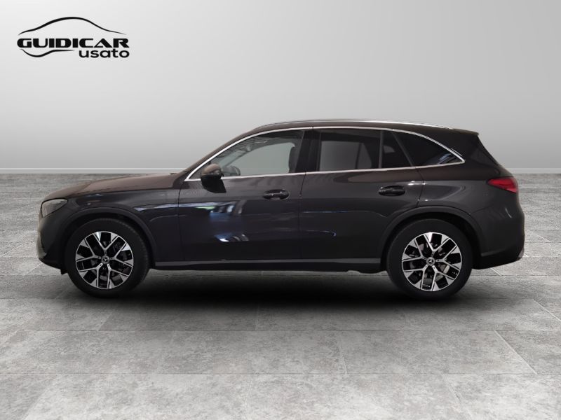 GuidiCar - Mercedes GLC 2023 GLC 220d mhev AMG Advanced 4matic auto Usato
