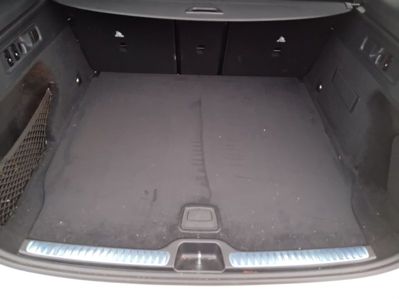 GuidiCar - Mercedes GLC 2023 GLC 220d mhev AMG Premium 4matic auto Usato