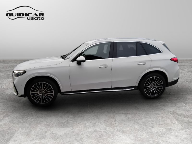 GuidiCar - Mercedes GLC 2023 GLC 220d mhev AMG Premium 4matic auto Usato