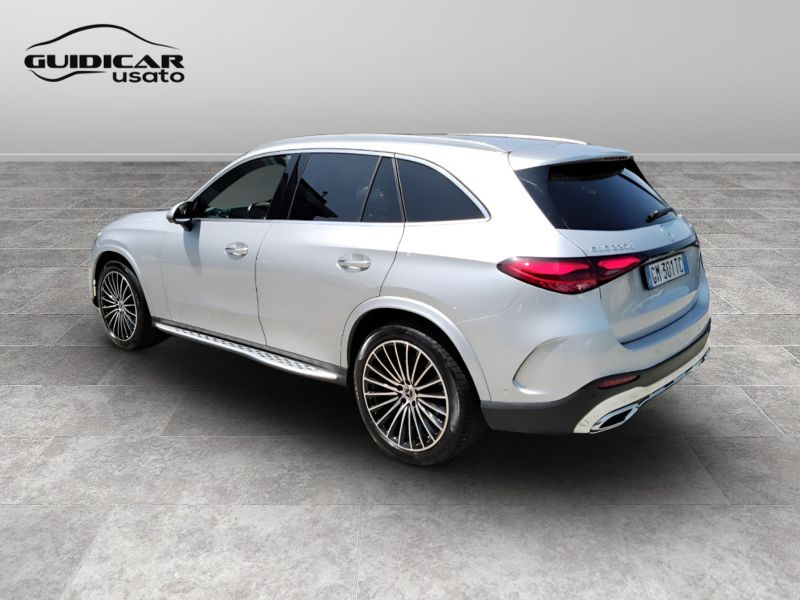 GuidiCar - Mercedes GLC 2023 GLC 220d mhev AMG Premium 4matic auto Usato