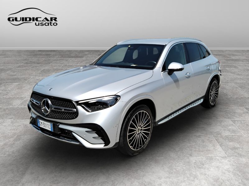 GuidiCar - Mercedes GLC 2023 GLC 220d mhev AMG Premium 4matic auto Usato