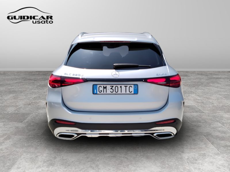 GuidiCar - Mercedes GLC 2023 GLC 220d mhev AMG Premium 4matic auto Usato