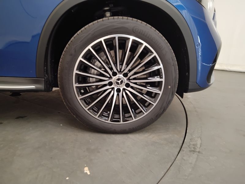 GuidiCar - Mercedes GLC 2023 GLC 300 de phev AMG Premium 4matic auto Aziendale