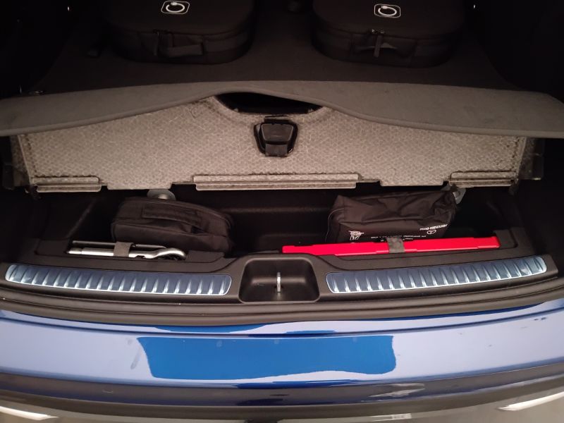 GuidiCar - Mercedes GLC 2023 GLC 300 de phev AMG Premium 4matic auto Aziendale