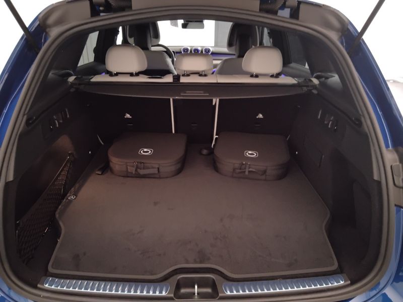 GuidiCar - Mercedes GLC 2023 GLC 300 de phev AMG Premium 4matic auto Aziendale