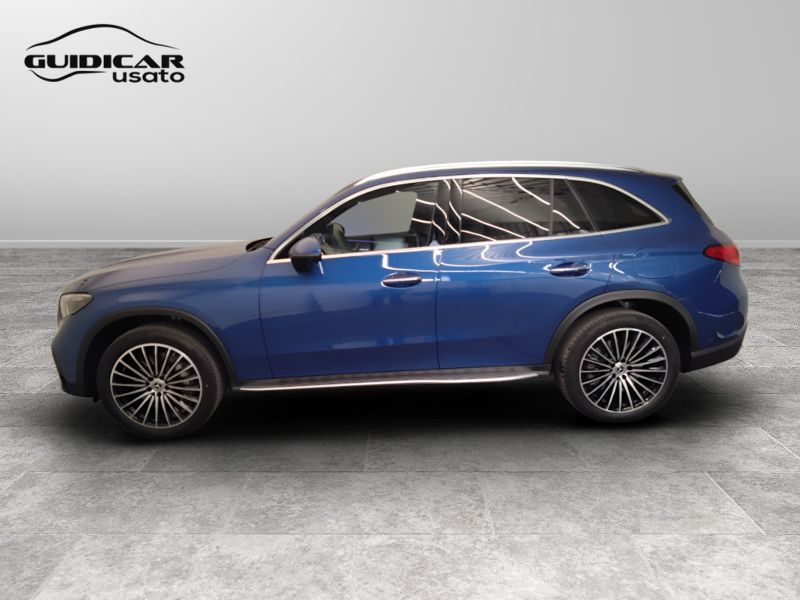 GuidiCar - Mercedes GLC 2023 GLC 300 de phev AMG Premium 4matic auto Aziendale