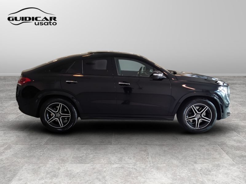 GuidiCar - Mercedes Classe M - GLE 2022 GLE Coupe 300 d mhev Premium Pro 4matic auto Usato