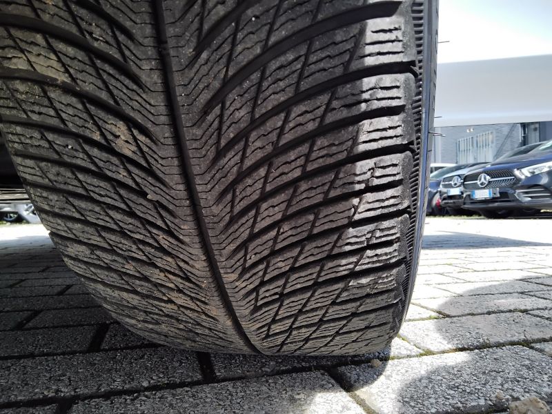 GuidiCar - Mercedes Classe M - GLE 2022 GLE 300 d mhev Premium 4matic auto Usato