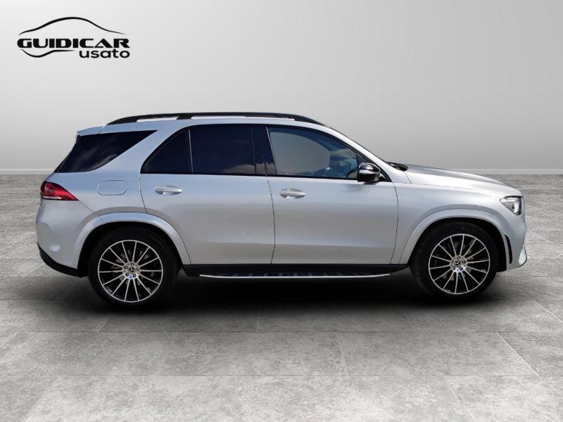 GuidiCar - Mercedes Classe M - GLE 2022 GLE 300 d mhev Premium 4matic auto Usato
