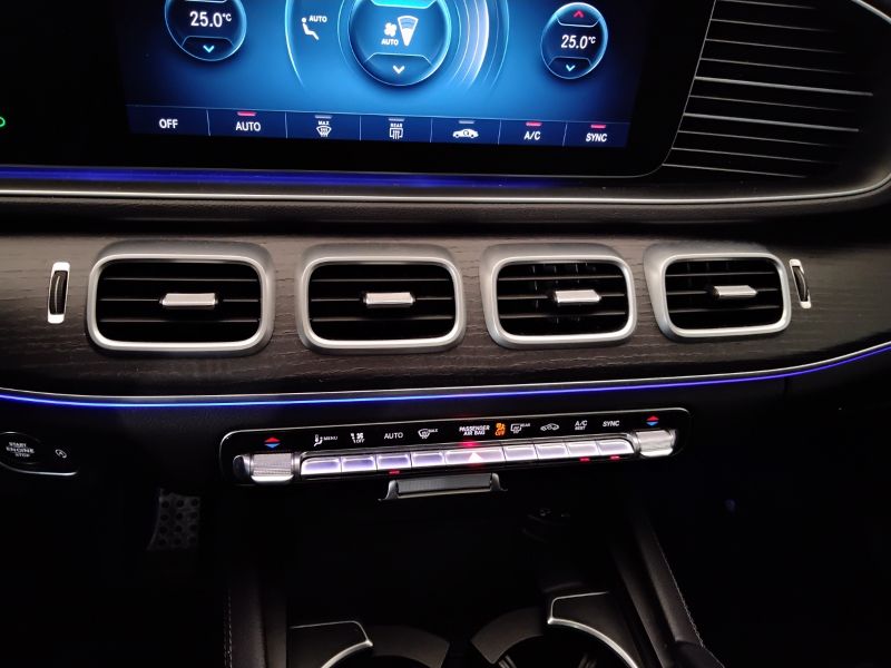 GuidiCar - Mercedes Classe M - GLE 2022 GLE 300 d mhev Premium 4matic auto Usato