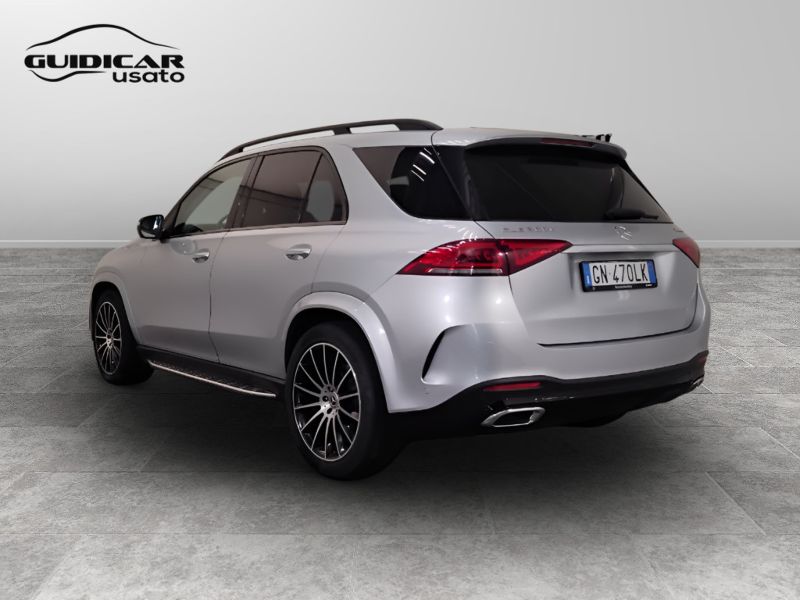GuidiCar - Mercedes Classe M - GLE 2023 GLE 300 d mhev Premium 4matic auto Usato