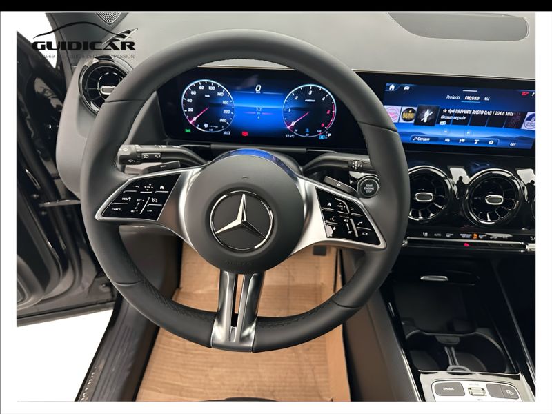 GuidiCar - MERCEDES BENZ NUOVA GLA 1 GLA 180  d Automatic EXECUTIVE Nuovo