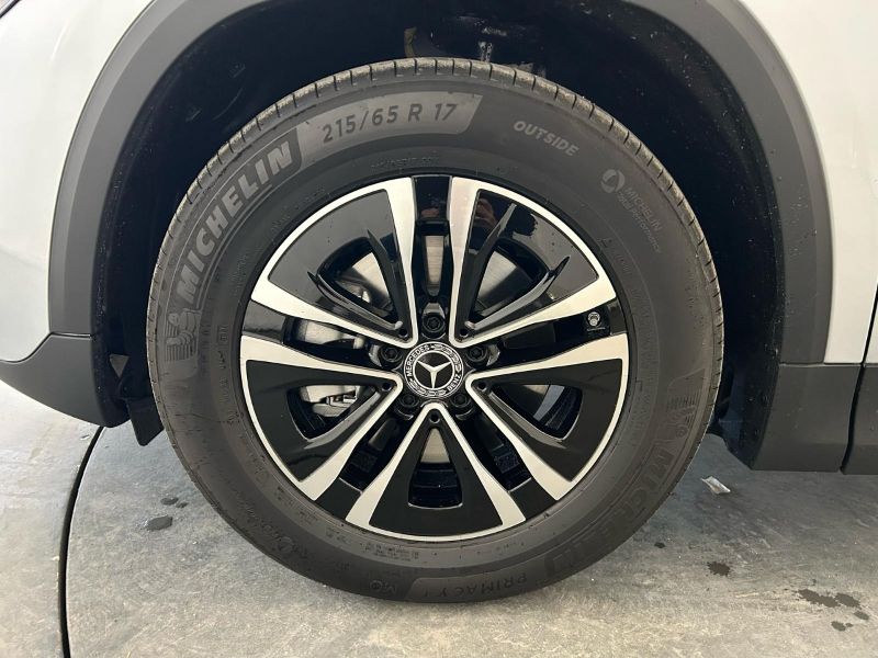 GuidiCar - MERCEDES BENZ NUOVA GLA 1 GLA 180  d Automatic EXECUTIVE Nuovo