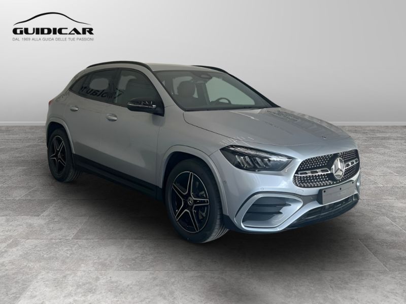 GuidiCar - MERCEDES BENZ NUOVA GLA 1 GLA 180  d Automatic AMG Line ADVANCED PLUS Nuovo