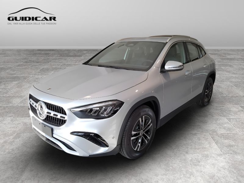 GuidiCar - MERCEDES BENZ NUOVA GLA 1 GLA 180  d Automatic EXECUTIVE Nuovo