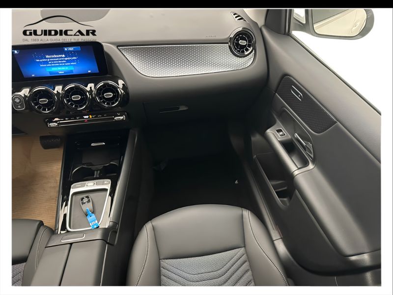 GuidiCar - MERCEDES BENZ NUOVA GLA 1 GLA 180  d Automatic EXECUTIVE Nuovo