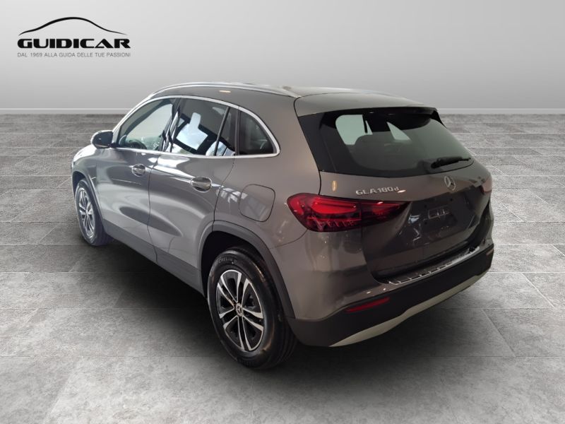 GuidiCar - MERCEDES BENZ NUOVA GLA 1 GLA 180  d Automatic EXECUTIVE Nuovo