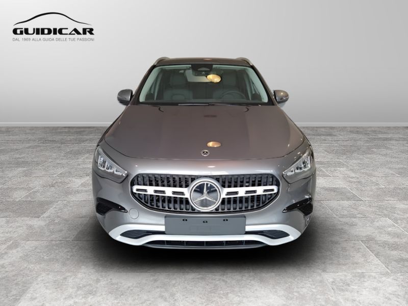 GuidiCar - MERCEDES BENZ NUOVA GLA 1 GLA 180  d Automatic EXECUTIVE Nuovo