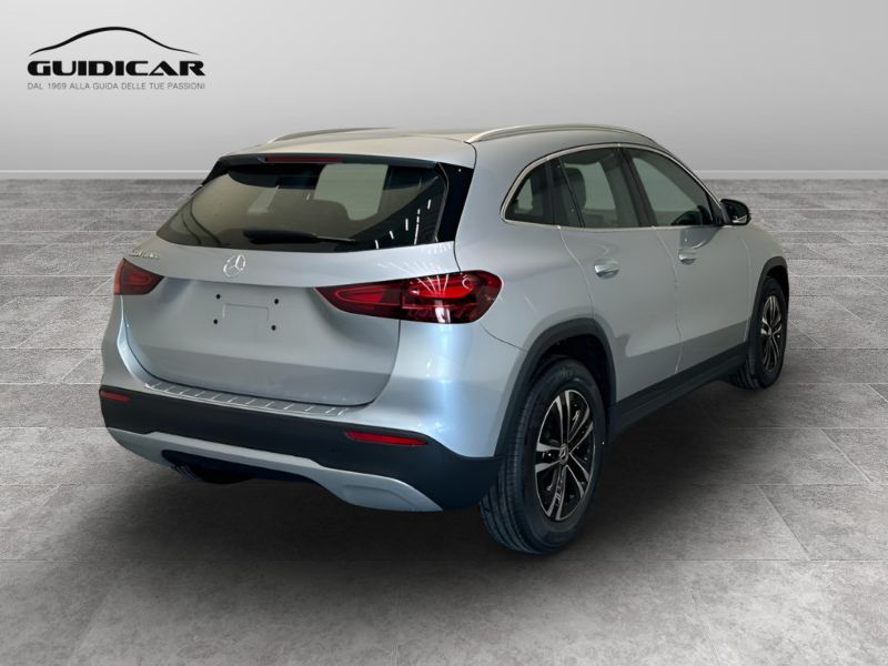 GuidiCar - MERCEDES BENZ NUOVA GLA 1 GLA 180  d Automatic EXECUTIVE Nuovo