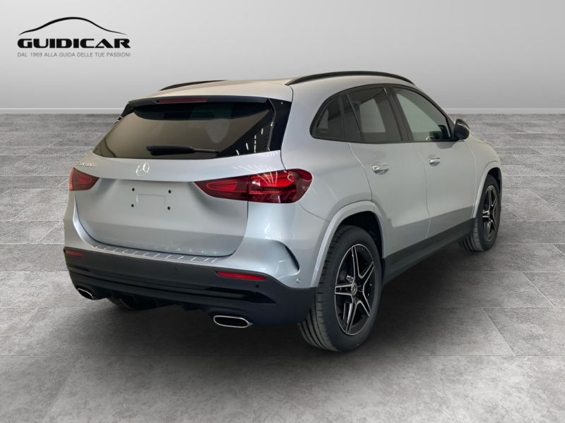 GuidiCar - MERCEDES BENZ NUOVA GLA 1 GLA 180  d Automatic AMG Line ADVANCED PLUS Nuovo