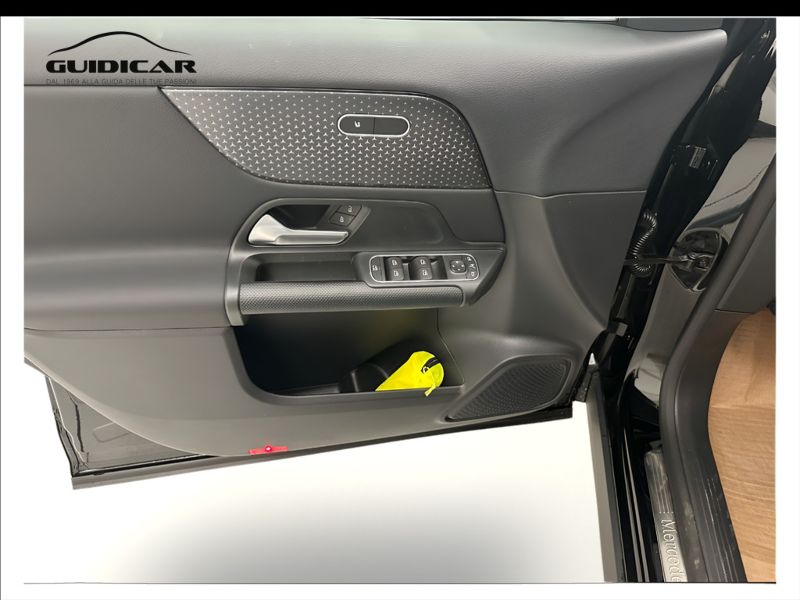 GuidiCar - MERCEDES BENZ NUOVA GLA 1 GLA 180  d Automatic EXECUTIVE Nuovo
