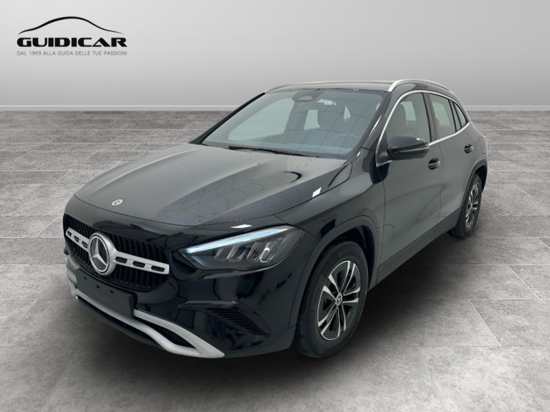 GuidiCar - MERCEDES BENZ NUOVA GLA 1 GLA 180  d Automatic EXECUTIVE Nuovo