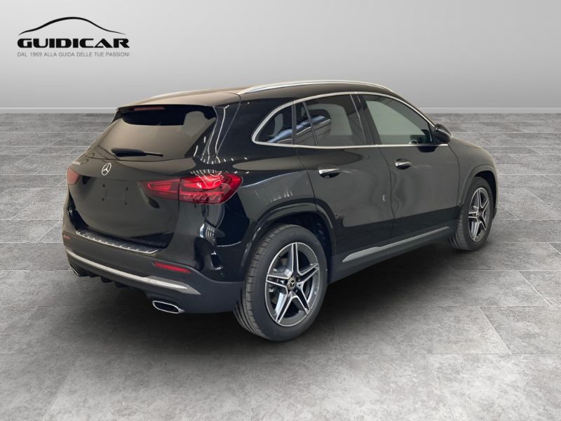 GuidiCar - MERCEDES BENZ NUOVA GLA 1 GLA 180  d Automatic AMG Line ADVANCED PLUS Nuovo