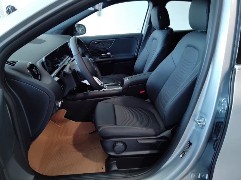 GuidiCar - MERCEDES BENZ NUOVA GLA 1 GLA 180  d Automatic EXECUTIVE Nuovo