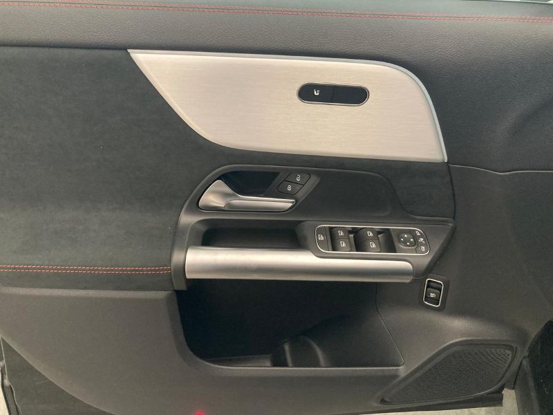 GuidiCar - MERCEDES BENZ NUOVA GLA 1 GLA 180  d Automatic AMG Line ADVANCED PLUS Nuovo