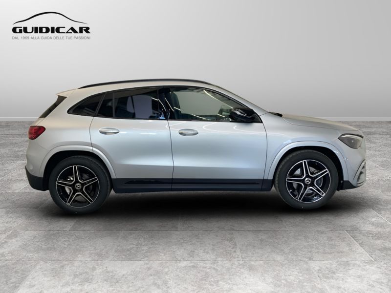GuidiCar - MERCEDES BENZ NUOVA GLA 1 GLA 180  d Automatic AMG Line ADVANCED PLUS Nuovo