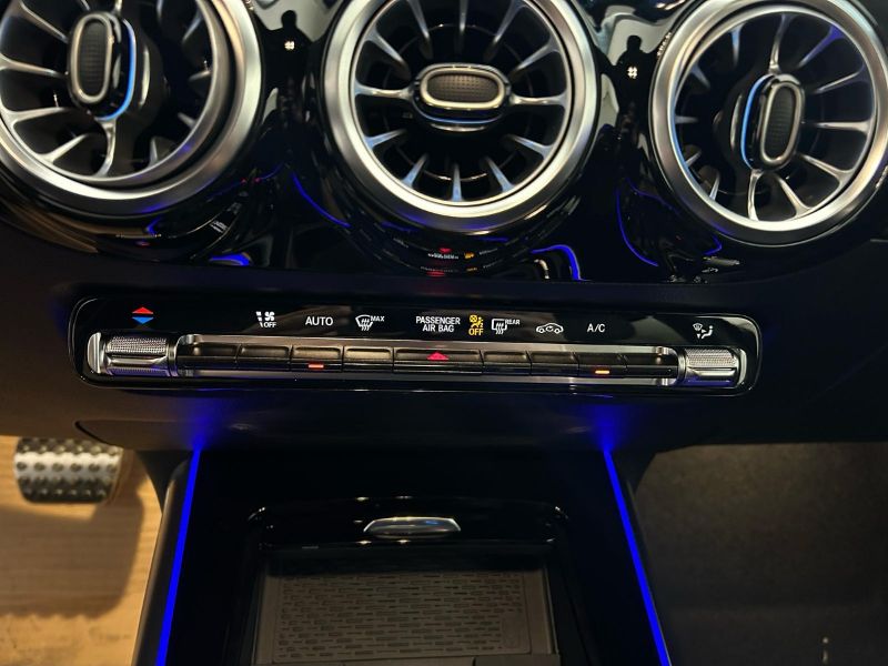 GuidiCar - MERCEDES BENZ NUOVA GLA 1 GLA 200 d Automatic 4MATIC AMG Line ADVANCED PLUS Nuovo