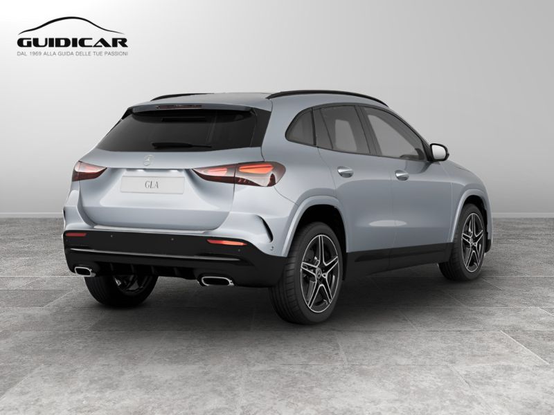 GuidiCar - MERCEDES BENZ NUOVA GLA 1 GLA 200 d Automatic 4MATIC AMG Line ADVANCED PLUS Nuovo