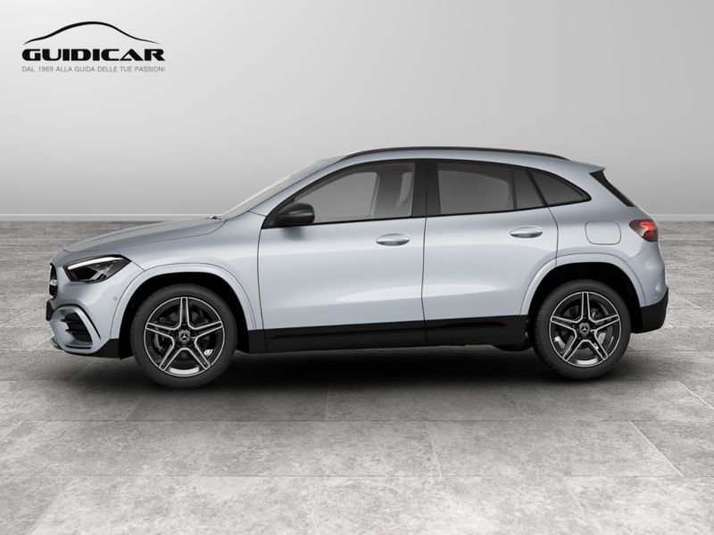 GuidiCar - MERCEDES BENZ NUOVA GLA 1 GLA 200 d Automatic 4MATIC AMG Line ADVANCED PLUS Nuovo