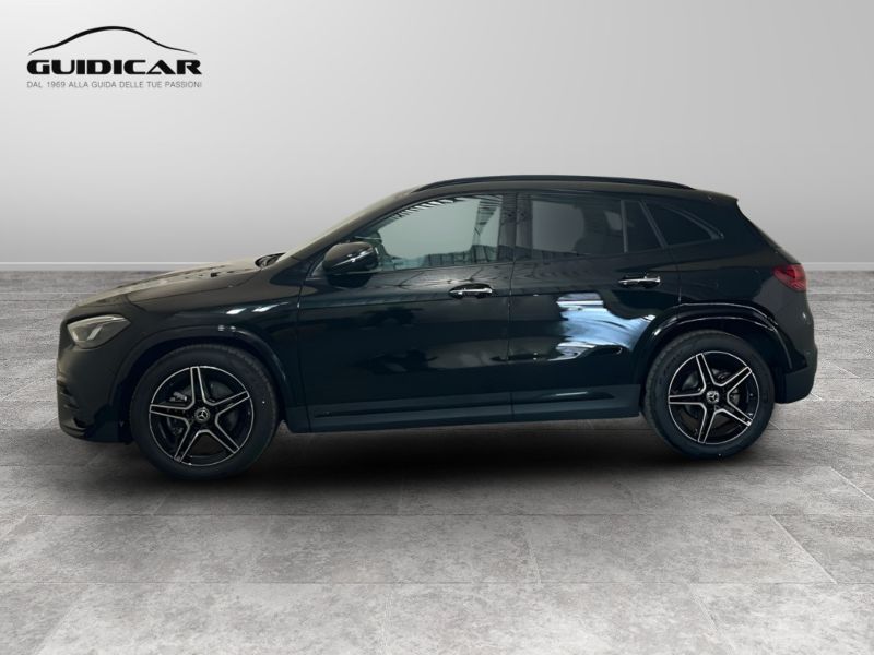 GuidiCar - MERCEDES BENZ NUOVA GLA 1 GLA 200 d Automatic 4MATIC AMG Line ADVANCED PLUS Nuovo