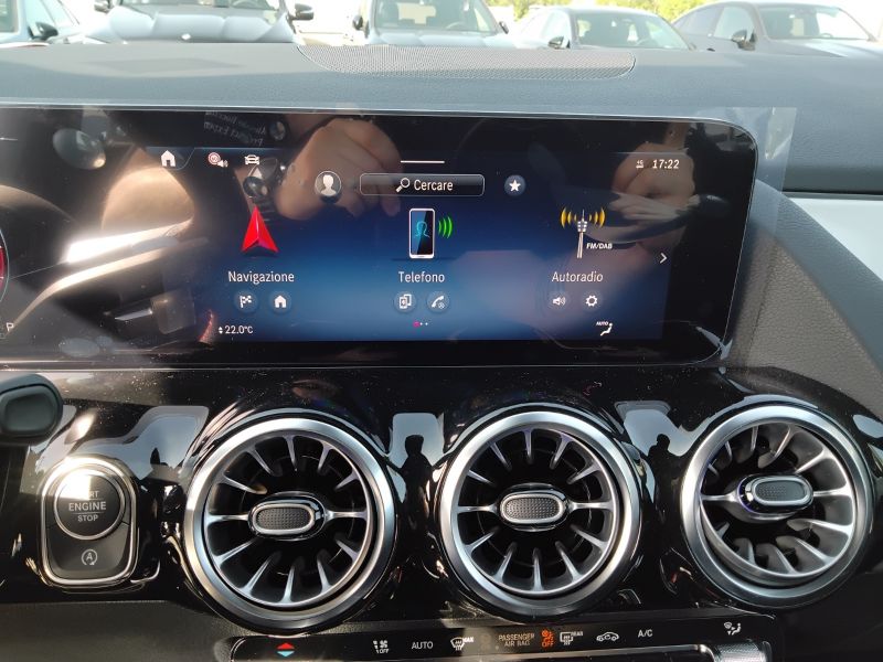 GuidiCar - MERCEDES BENZ NUOVA GLA 1 GLA 200 d Automatic 4MATIC AMG Line ADVANCED PLUS Nuovo