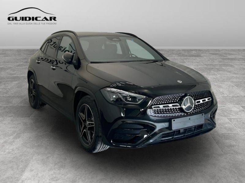 GuidiCar - MERCEDES BENZ NUOVA GLA 1 GLA 200 d Automatic 4MATIC AMG Line ADVANCED PLUS Nuovo