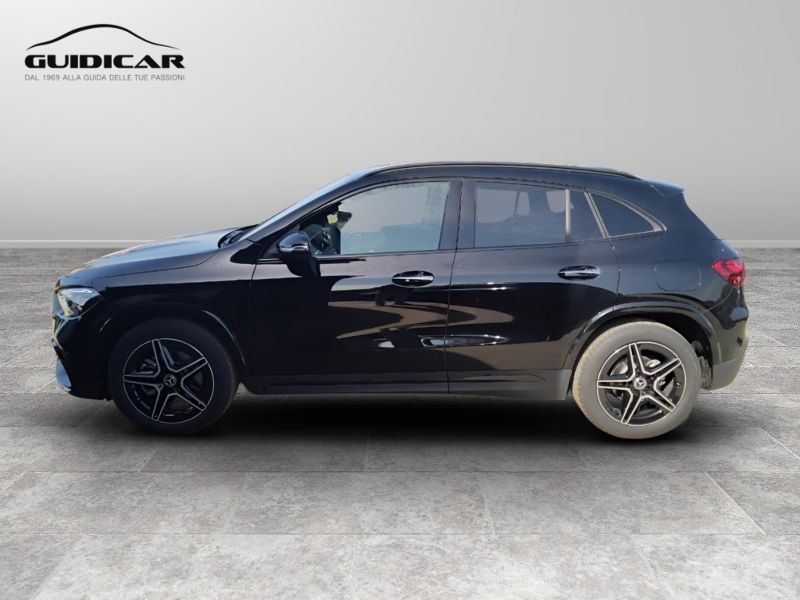 GuidiCar - MERCEDES BENZ NUOVA GLA 1 GLA 200 d Automatic 4MATIC AMG Line ADVANCED PLUS Nuovo